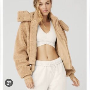 Alo yoga foxy Sherpa jacket